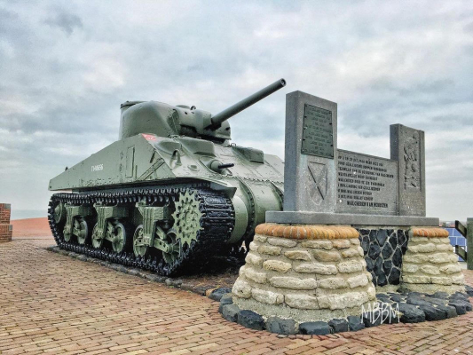 Sherman-Panzer Westkapelle